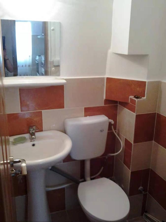 Alpha Apartment 雅西 外观 照片